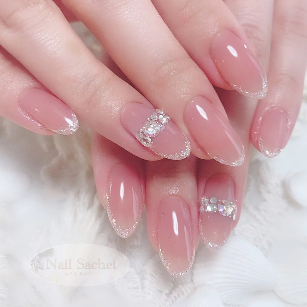 オールシーズン対応！セルフネイルで簡単なフレンチネイルデザイン特集☆